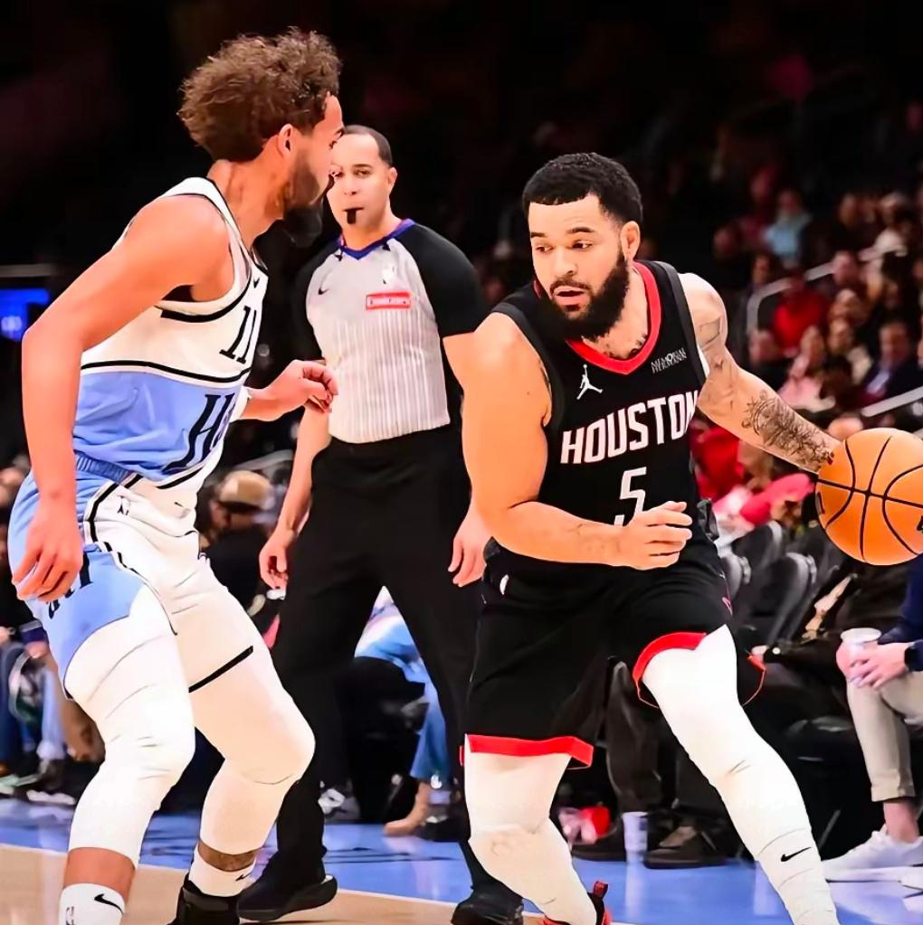 老鹰带队取胜！，费德勒重要时刻锐不可当热度持续攀升