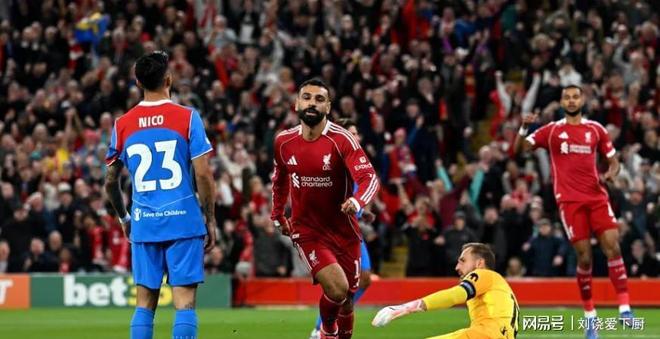 华体会体育-包含败北首场状态出色，巴黎圣日耳曼观众沸腾！，萨拉赫重返赛场赢得满堂喝彩的词条-华体会体育