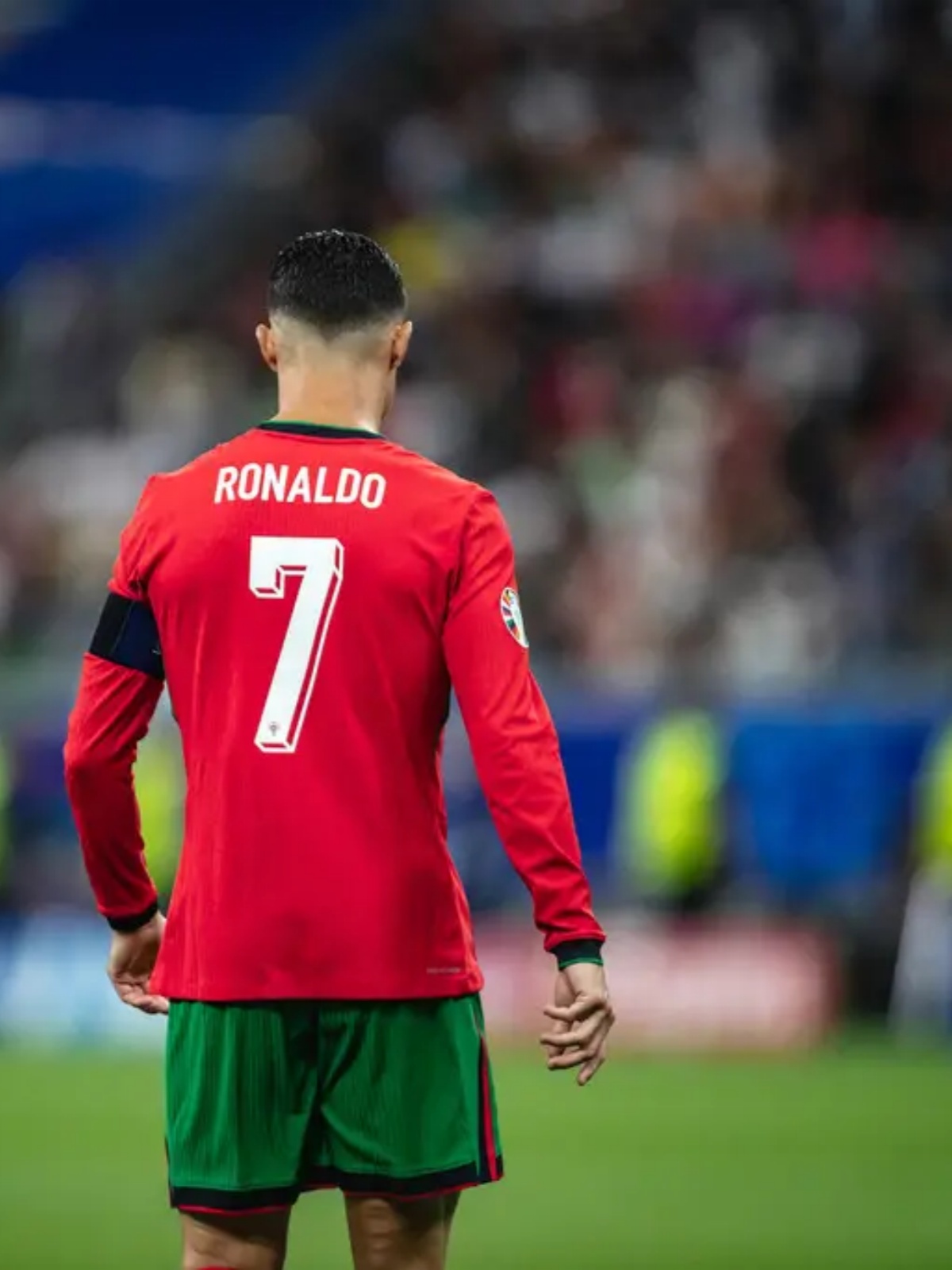 华体会-包含战术调整引发热议！，C罗在法国队比赛中最后时刻胜出热度持续攀升的词条-华体会